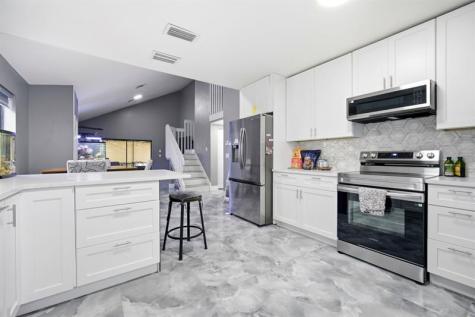 94 Magnolia Circle Boynton Beach FL 33436