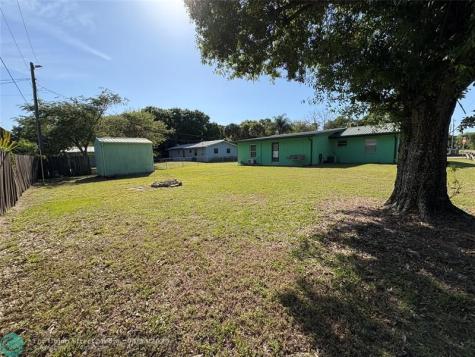 1120 SW 8th Court Okeechobee FL 34974