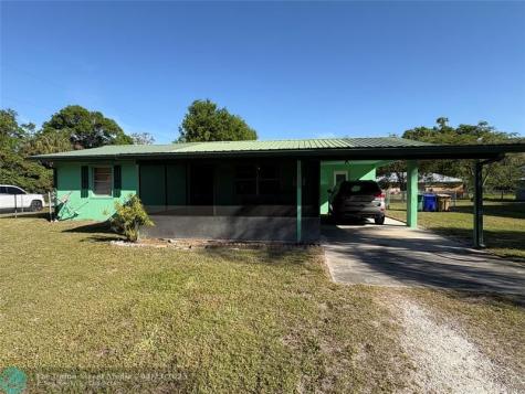 1120 SW 8th Court Okeechobee FL 34974