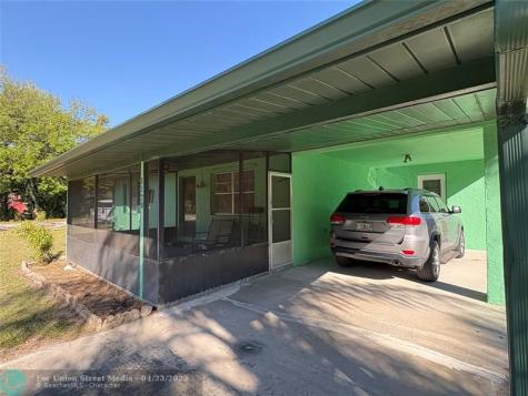 1120 SW 8th Court Okeechobee FL 34974