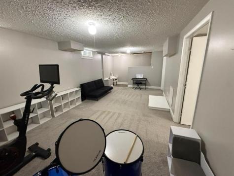 4944 Ballentine Drive Other City - Not In The State Of Florida FL 43110