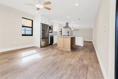 391 NW 58th Avenue Miami FL 33126
