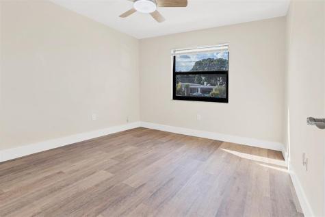 391 NW 58th Avenue Miami FL 33126