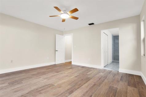 391 NW 58th Avenue Miami FL 33126