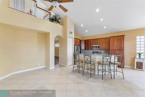 11635 NW 71st Place Parkland FL 33076