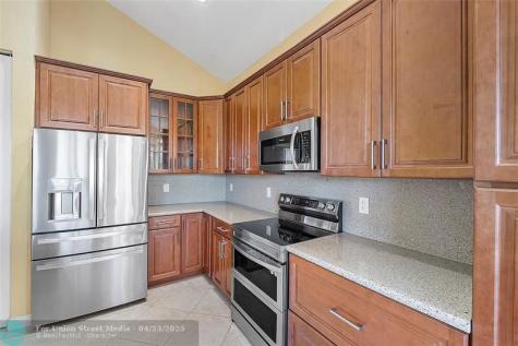 11635 NW 71st Place Parkland FL 33076