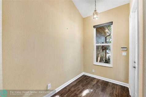 11635 NW 71st Place Parkland FL 33076