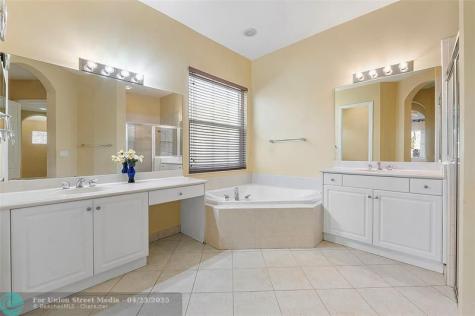 11635 NW 71st Place Parkland FL 33076