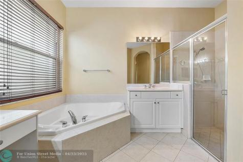 11635 NW 71st Place Parkland FL 33076