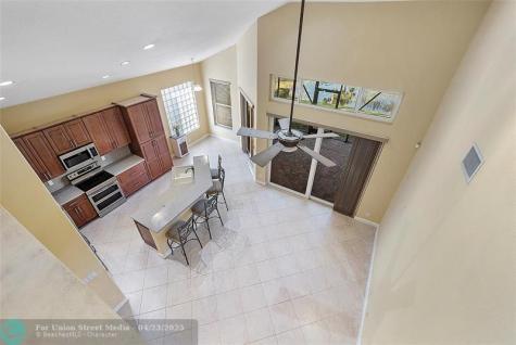 11635 NW 71st Place Parkland FL 33076