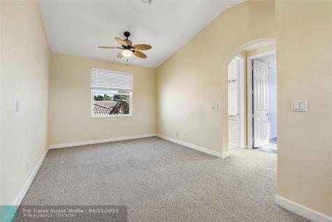 11635 NW 71st Place Parkland FL 33076