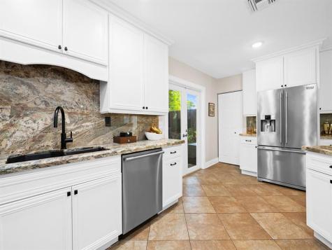 812 NW 26th Street Wilton Manors FL 33311