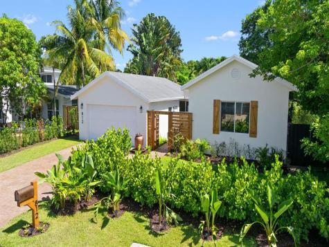 812 NW 26th Street Wilton Manors FL 33311