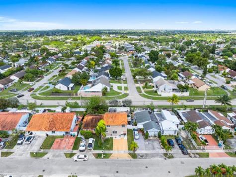 11951 SW 208th Terrace Miami FL 33177