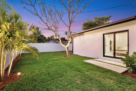 5801 NE 21st Road Fort Lauderdale FL 33308