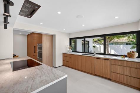 5801 NE 21st Road Fort Lauderdale FL 33308