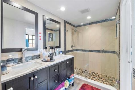 1678 NW 36th Court Oakland Park FL 33309
