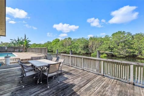 1678 NW 36th Court Oakland Park FL 33309