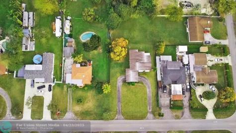 13945 N Miami Avenue Miami FL 33168