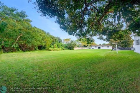 13945 N Miami Avenue Miami FL 33168