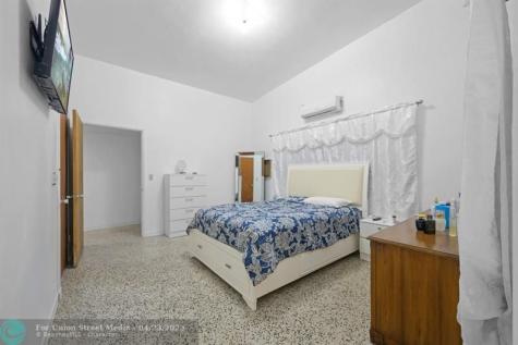 13945 N Miami Avenue Miami FL 33168