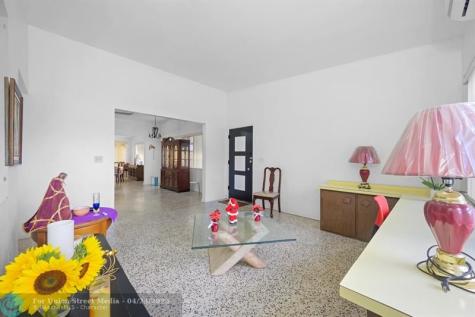 13945 N Miami Avenue Miami FL 33168