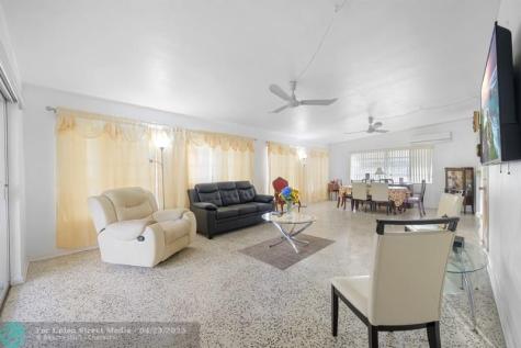 13945 N Miami Avenue Miami FL 33168