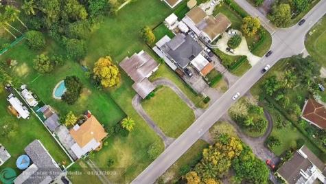 13945 N Miami Avenue Miami FL 33168