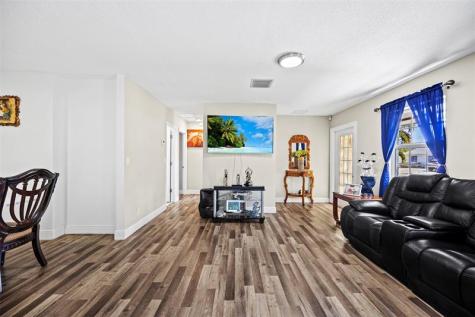 1209 W Broward Street Lantana FL 33462