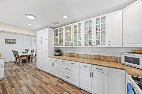 1209 W Broward Street Lantana FL 33462