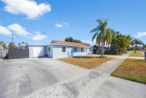 1209 W Broward Street Lantana FL 33462