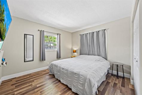 1209 W Broward Street Lantana FL 33462