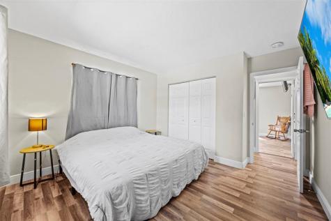 1209 W Broward Street Lantana FL 33462