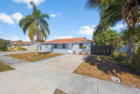 1209 W Broward Street Lantana FL 33462