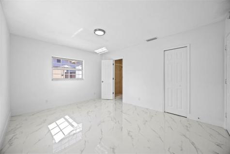 1209 W Broward Street Lantana FL 33462