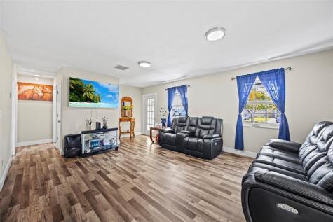1209 W Broward Street Lantana FL 33462