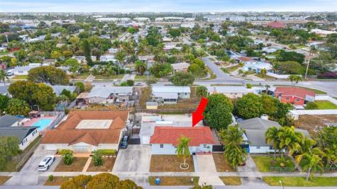1209 W Broward Street Lantana FL 33462