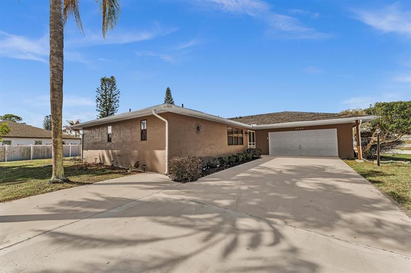 2002 SE Aneci Street Port St Lucie FL 34984