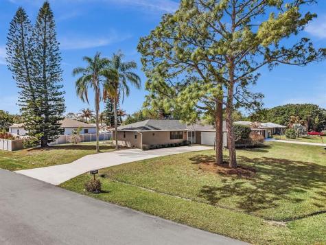 2002 SE Aneci Street Port St Lucie FL 34984