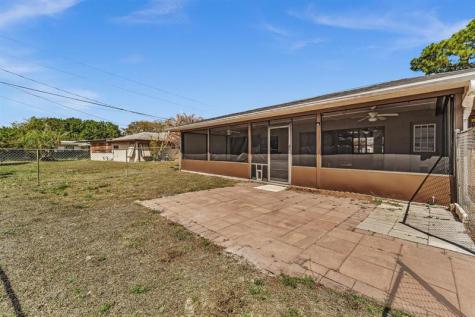 2002 SE Aneci Street Port St Lucie FL 34984