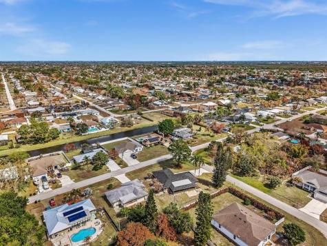 2002 SE Aneci Street Port St Lucie FL 34984