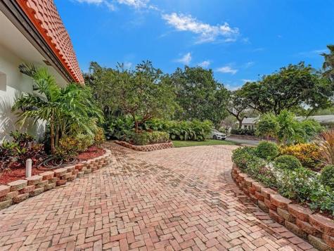 3261 Aqua Vista Drive Pompano Beach FL 33062