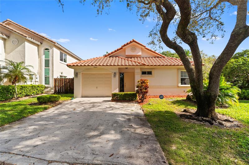 9815 NW 5th Place Plantation FL 33324