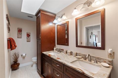 9815 NW 5th Place Plantation FL 33324