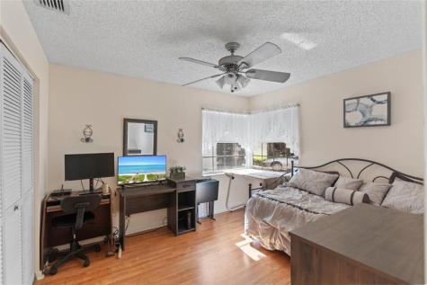 9815 NW 5th Place Plantation FL 33324