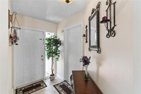 9815 NW 5th Place Plantation FL 33324