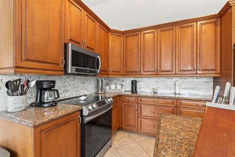 4664 NW 58th Terrace Coral Springs FL 33067