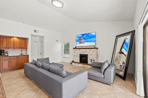 4664 NW 58th Terrace Coral Springs FL 33067