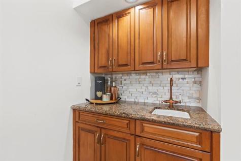 4664 NW 58th Terrace Coral Springs FL 33067