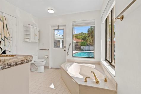4664 NW 58th Terrace Coral Springs FL 33067